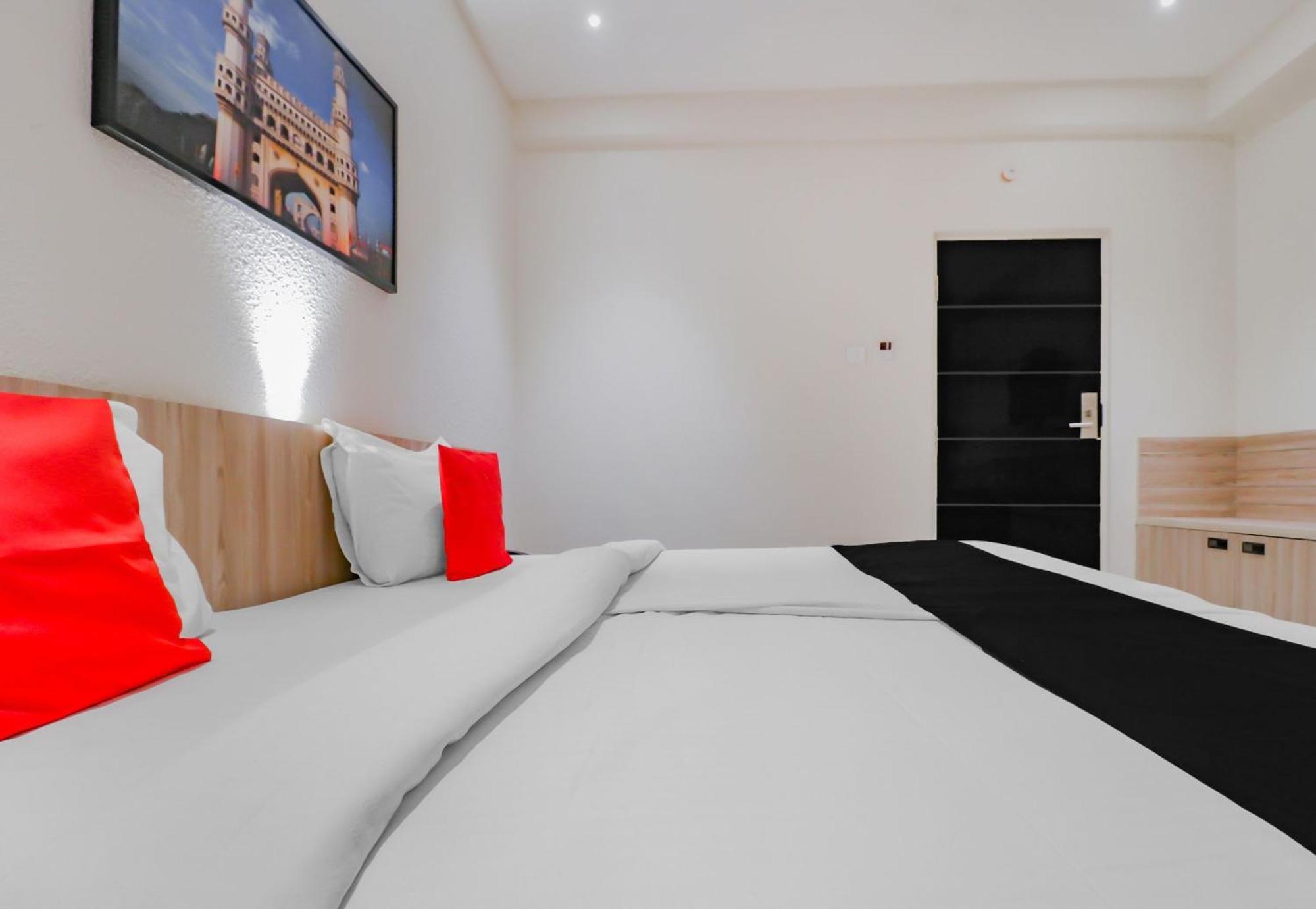 Capital O Royal Keys Near Brookfield Mall, Aecs Layout Бангалор Экстерьер фото